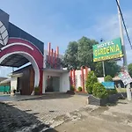 OYO 90831 Hotel Gardenia Prambanan
