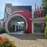 OYO 90831 Hotel Gardenia Prambanan